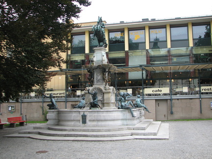 2005-10-01-02